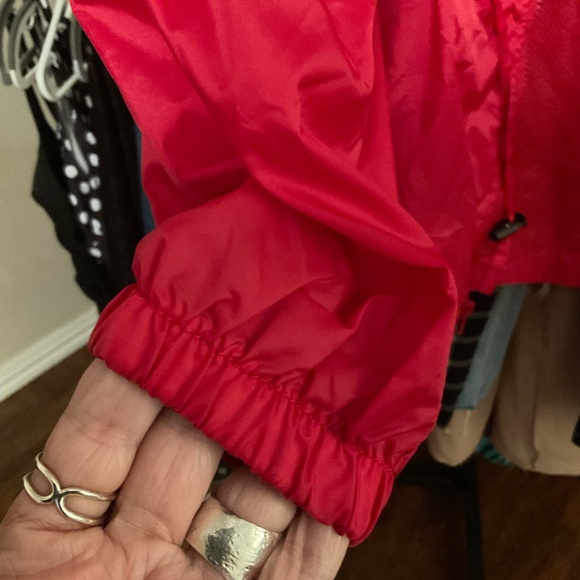 Chadwicks Bold Red Jacket - Picture 9 of 9